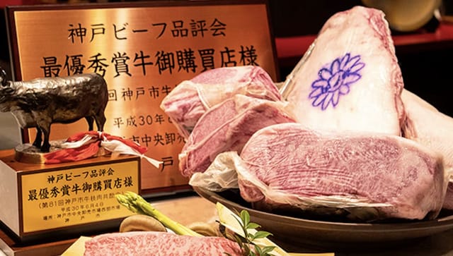 popular-kobe-beef-restaurant-wanomiya-kuromon-east-store-in-osaka-japan_1