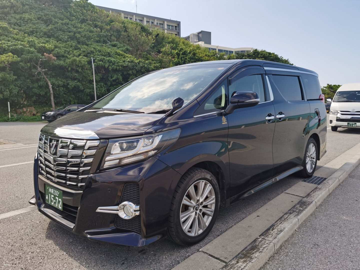 Reservation for Private Charter Car Service | Available in Japanese & Chinese | Okinawa, Japan - Photo 1 of 8