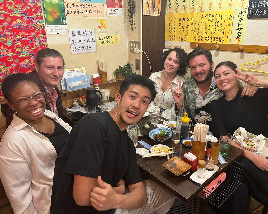 Private Shibuya Scramble Hidden Pub Crawl - Photo 1 of 6