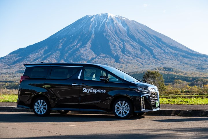 SkyExpress: Hokkaido Private Transfers 