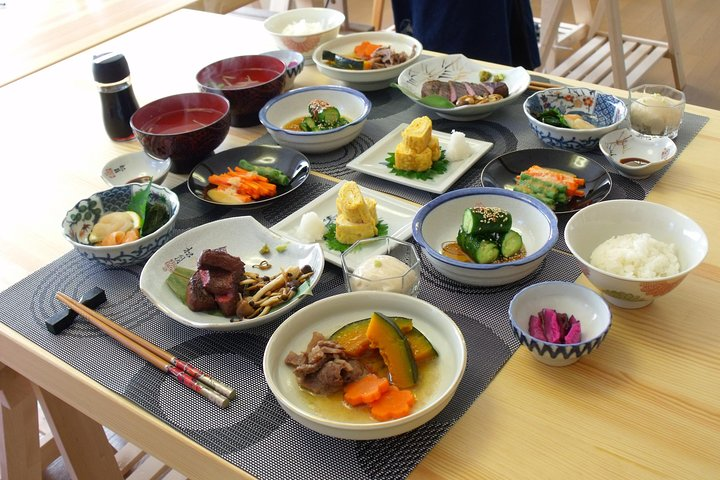 Kaiseki class top