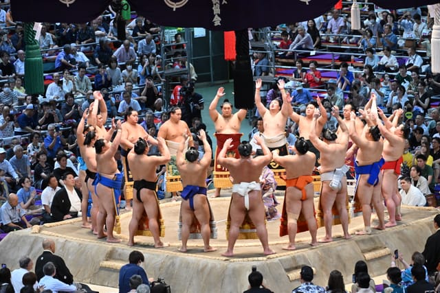 visit-to-a-sumo-wrestling-tournament-special-sumo-tour-for-the-kyushu-grand-sumo-tournament-japan-pelago0.jpg