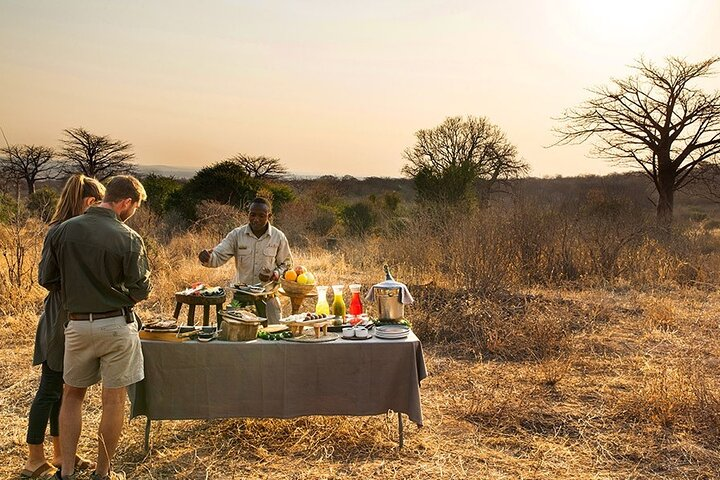 5-Day Lakes and Masai Mara Plains 4 x 4 Safari - Photo 1 of 10