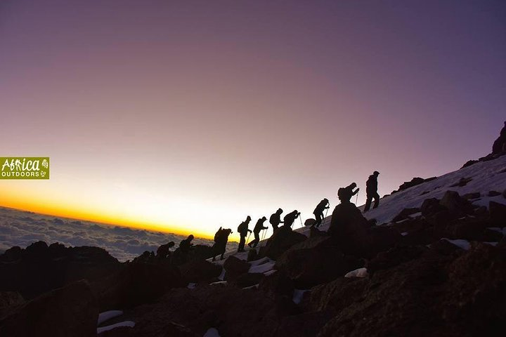 Mount Kenya Sirimon-Sirimon Route(4 Days) - Photo 1 of 8