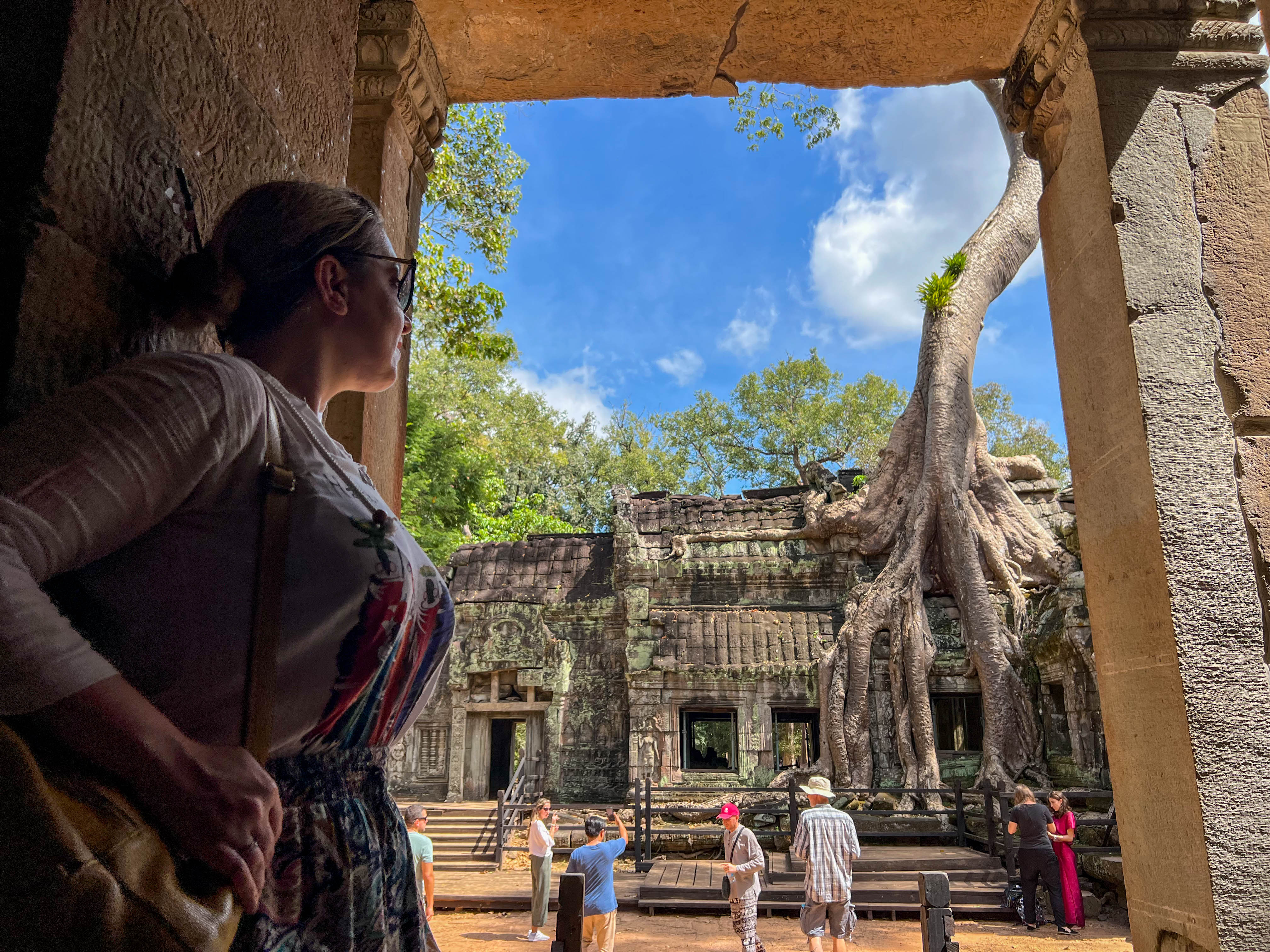 2-Day Angkor Small Group Tour + Banteay Srei Temple  - Photo 1 of 11