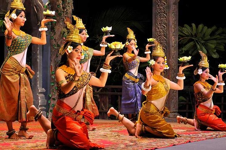 Apsara Dance_BCfamilyTour.com