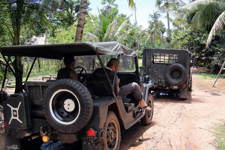 Authentic Jeep adventure in the Cambodian jungle 