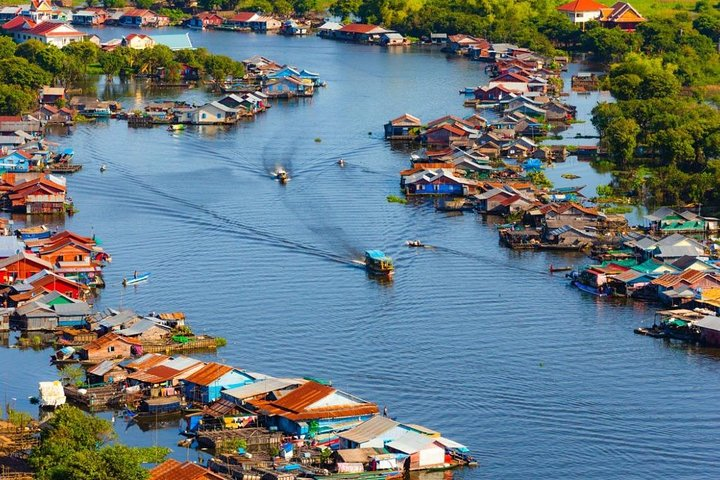 Half-day tour at Tonle Sap with free Ice cream at Angkor Cookies - Photo 1 of 10