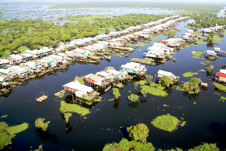 Kompong Phluk village