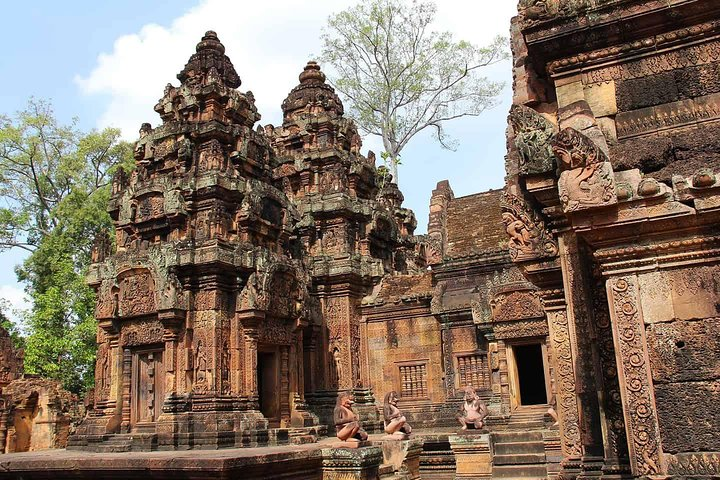 Banteay Srey temple