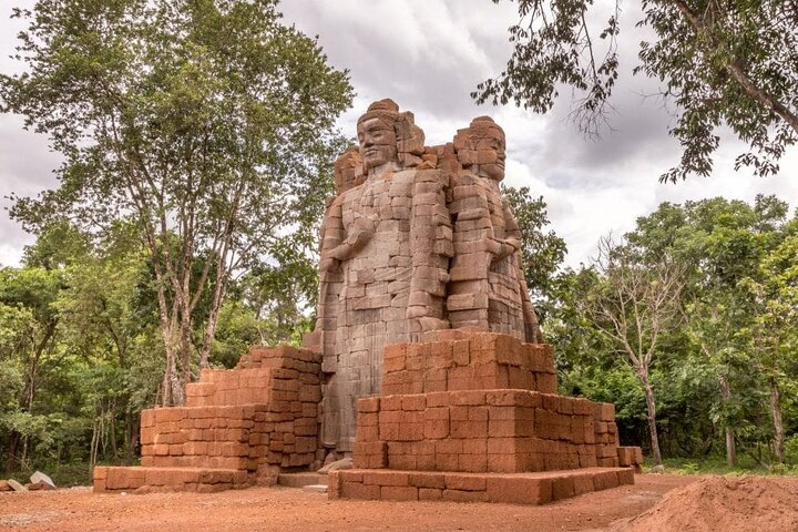 Preah Vihear & Preah Khan Kampong Svay Temples Group - Photo 1 of 10