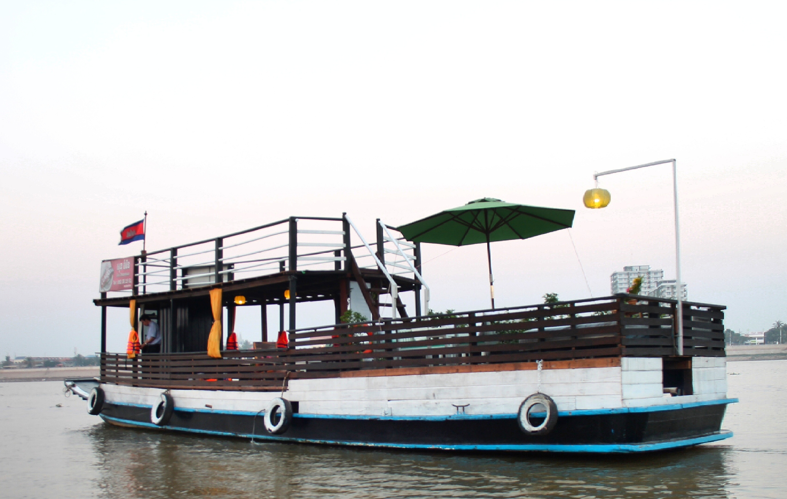 Romantic Dinner Cruise in Phnom Penh - Photo 1 of 7