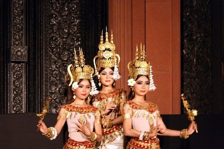 Apsara Dance Performance