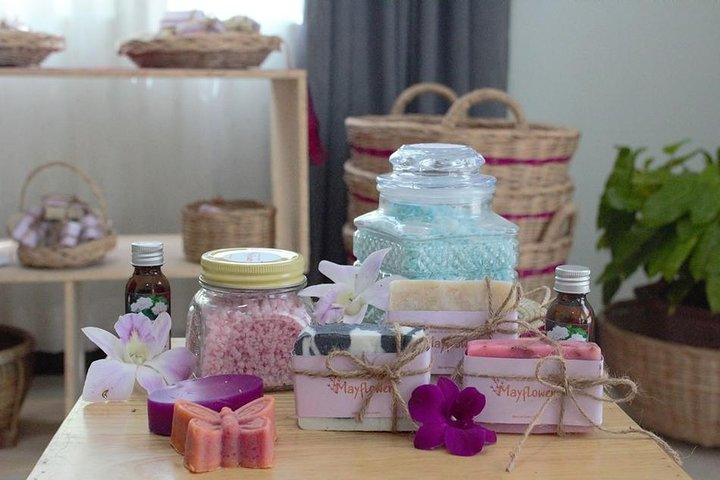 Siemreap Soap Making Workshop - Photo 1 of 12