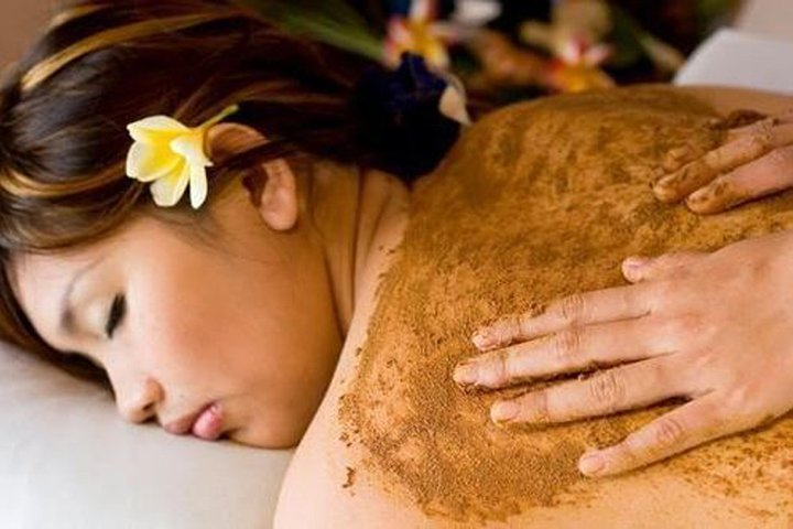 Spa Package (Body Scrub 60min, Body massage 60 min, Foot reflex 30min) - Photo 1 of 6