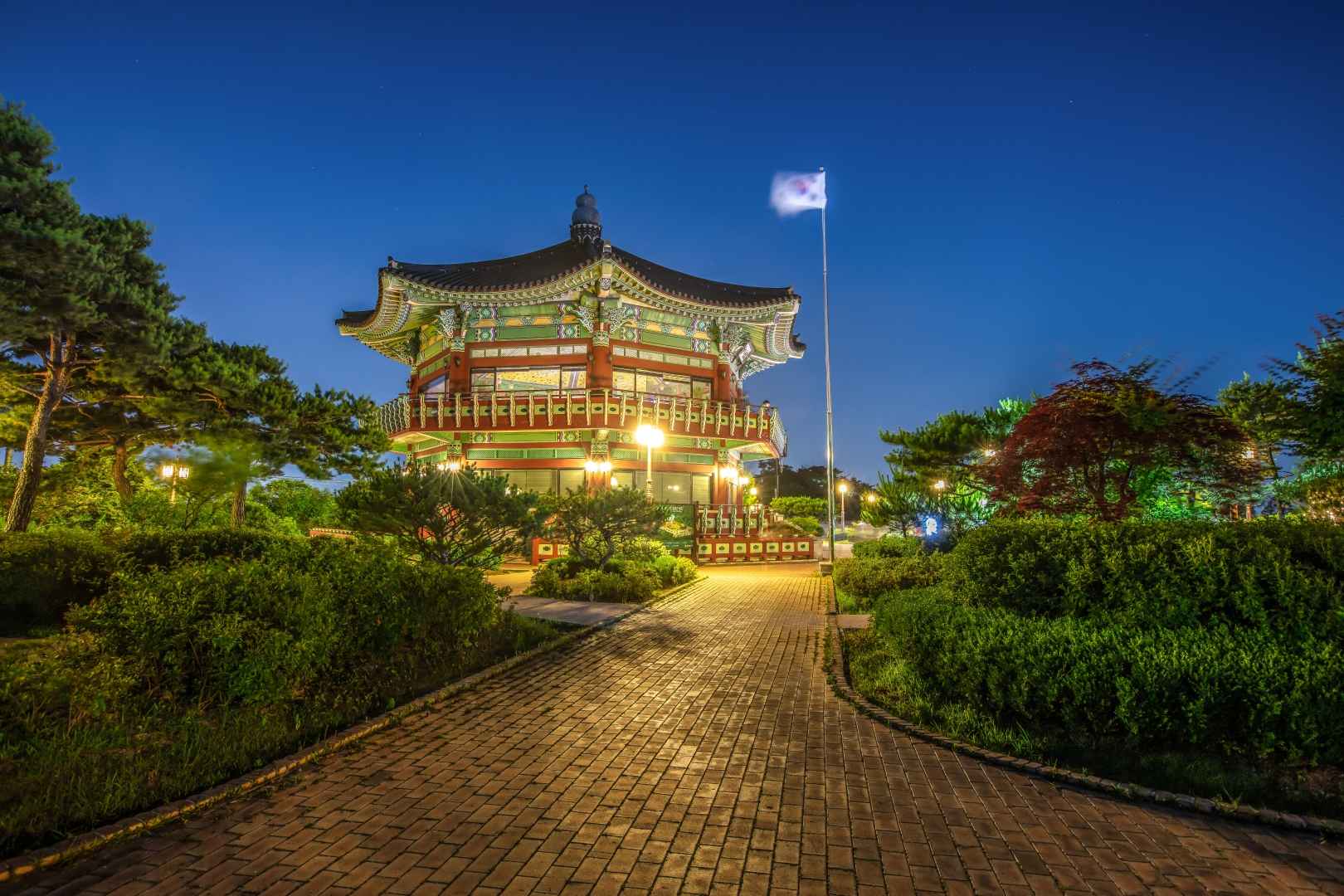 Small Group Seoul's Panoramic Nightview Half Day Tour in Seoul | Pelago