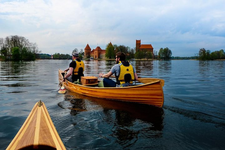 CASTLE ISLAND - Premium guided canoe tour at Trakai Historical Park - Photo 1 of 14