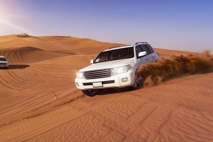 4WD IN CHEGAGA DUNES