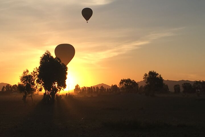 Hot Air Balloon With Breakfast and Camel Ride - Photo 1 of 10