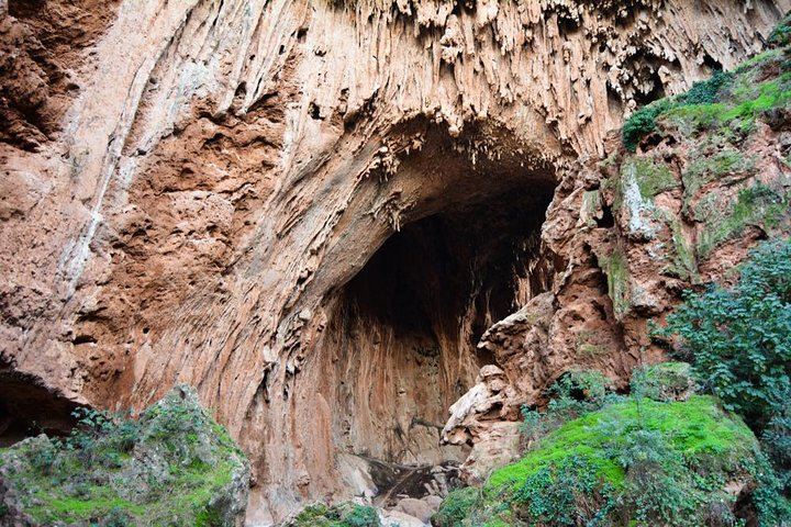 ouzoud watefalls and Iminifri Natural Bridge - Photo 1 of 14