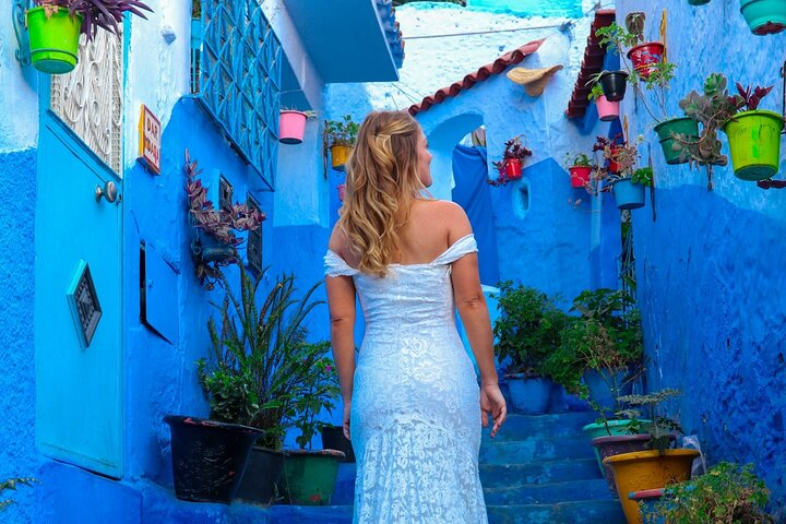 Photographer in Chefchaouen - Photo 1 of 16