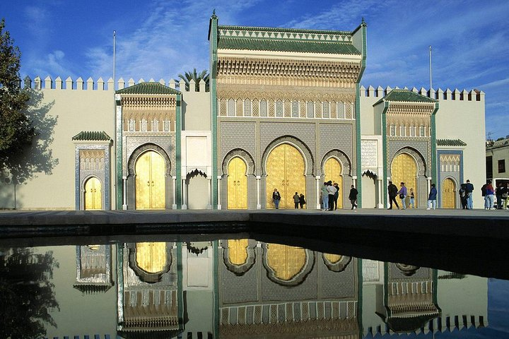 The door of the kings Palace in Fes