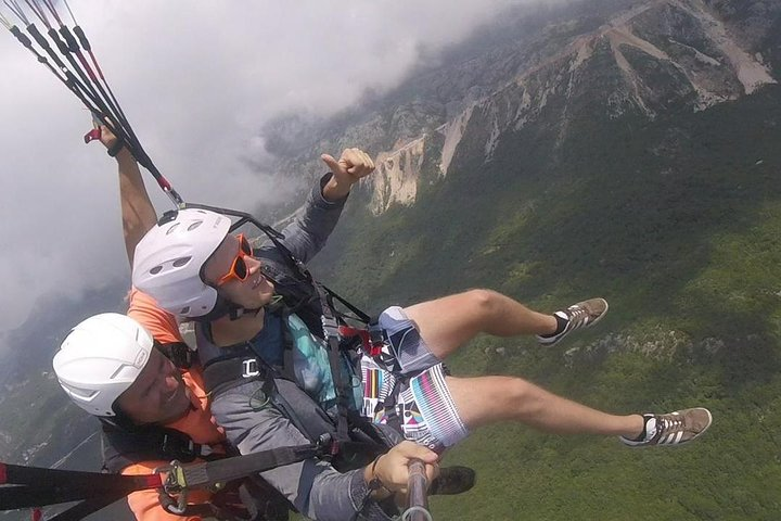 Bečići standard paragliding - Photo 1 of 8