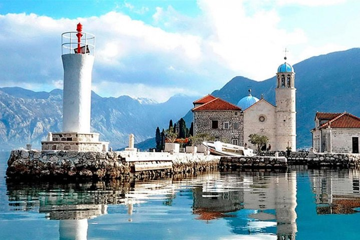 Private Perast and Lady of the Rock tour - 2h duration - Photo 1 of 20