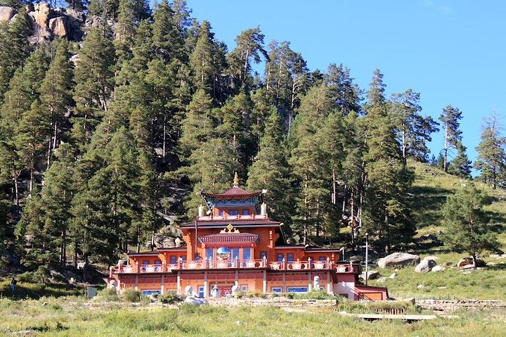 Aglag Buteel Temple