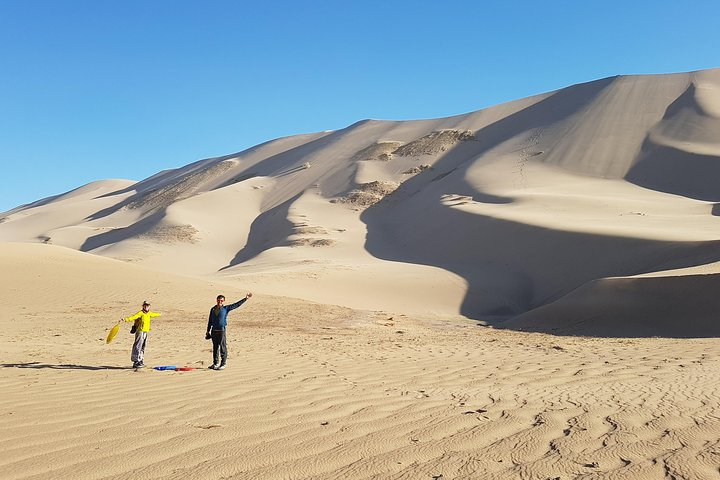 Khongor Sand Dunes