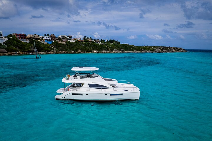 51´ Leopard PowerCat Yacht Luxury