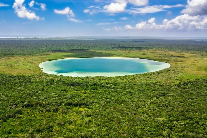 AQUA WONDER (Half-Day Aquatic Tour in Tulum with Snorkeling and Meals) - Photo 1 of 10