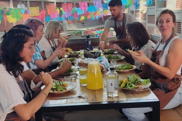 Brunch and Cocktails at the largest market in Oaxaca - Photo 1 of 5