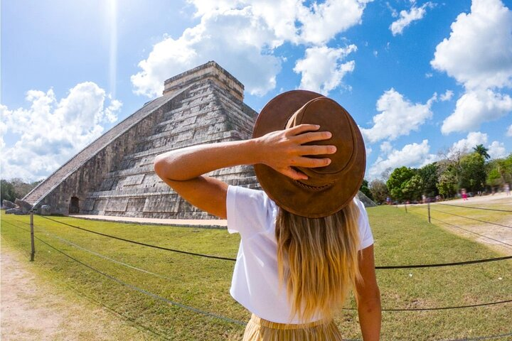 Chichen Itza Guided Historical Tour with Lunch Included - Photo 1 of 25