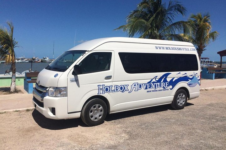 Chiquila Cancun Airport Shuttle  - Photo 1 of 9