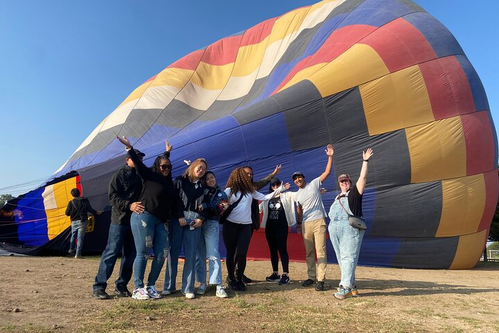 Hot Air Flight with Breakfast in a Cave - Photo 1 of 3