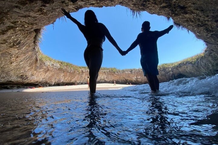 Marietas Islands PRIVATE for 2 px hidden beach 100% GUARANTEED - Photo 1 of 13