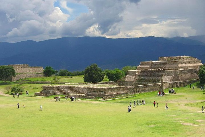 Montealban Tour - Photo 1 of 8