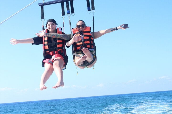 Paragliding Experience in Cozumel - Photo 1 of 15