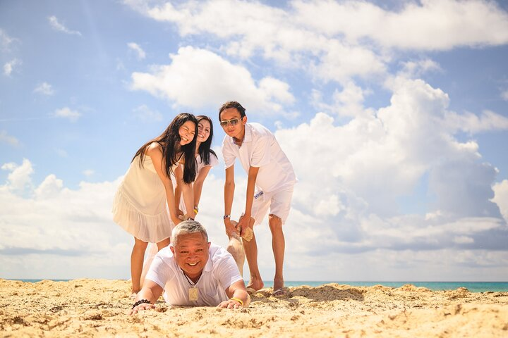 Photographer, Professional Photo Shoot - Cancun - Photo 1 of 18