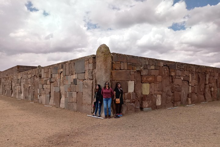 PUMA PUNKU - TIWANAKU and TITIKAKA LAKE - Shared Service - Photo 1 of 25