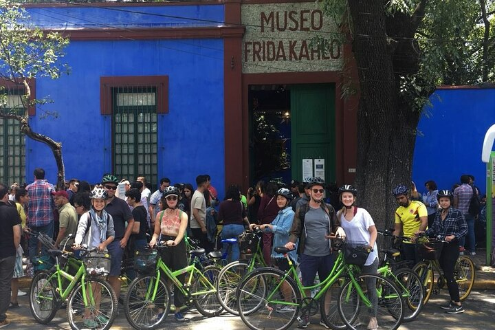 Ride through FRIDA KAHLO's life! VIP MUSEUM ENTRANCE. Book ahead! - Photo 1 of 25