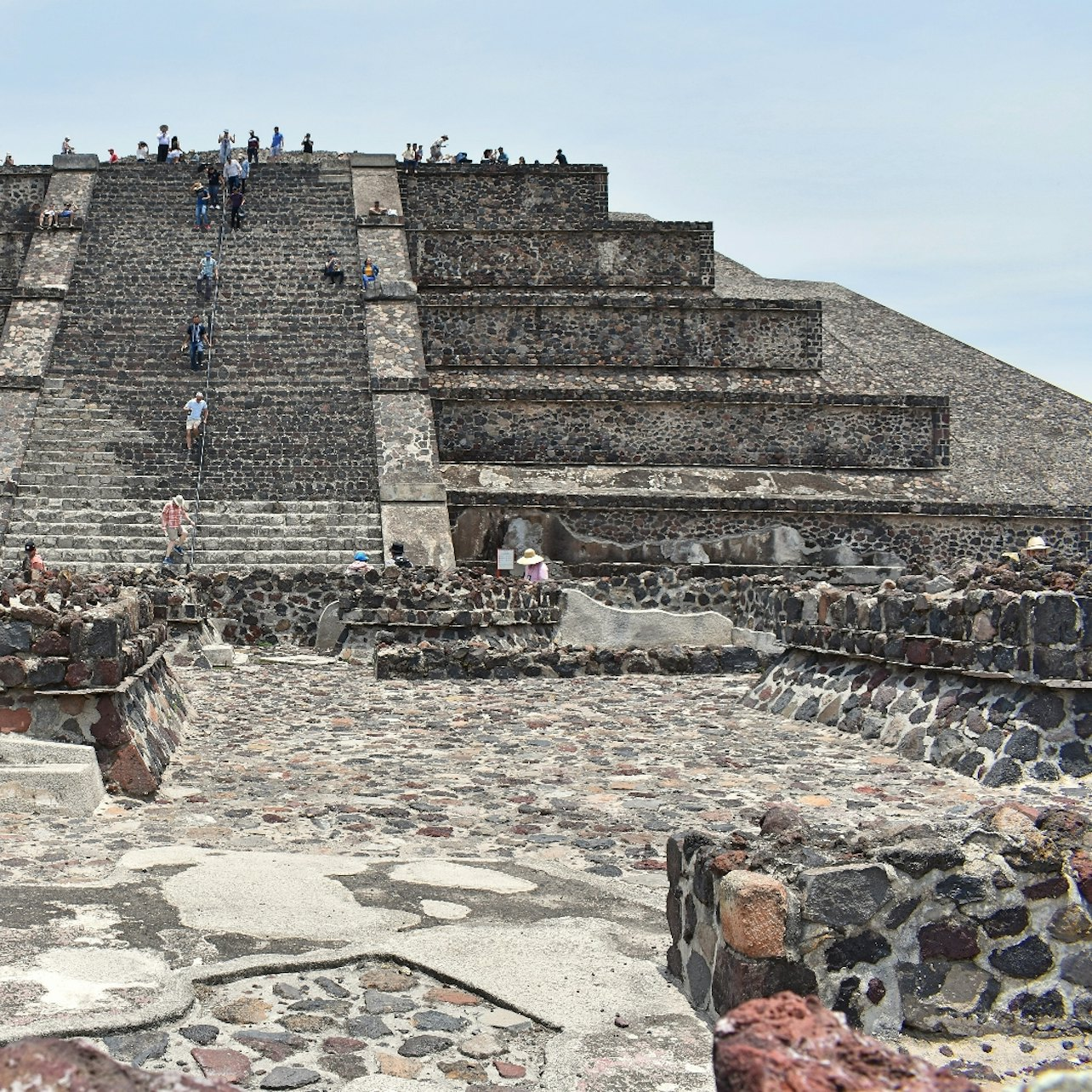 Teotihuacán Pyramids & Shrine of Guadalupe: Day Tour with Lunch - Photo 1 of 13