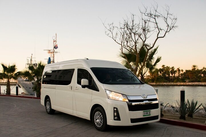 van private R/T from airport to your Hotel in los cabos - Photo 1 of 6