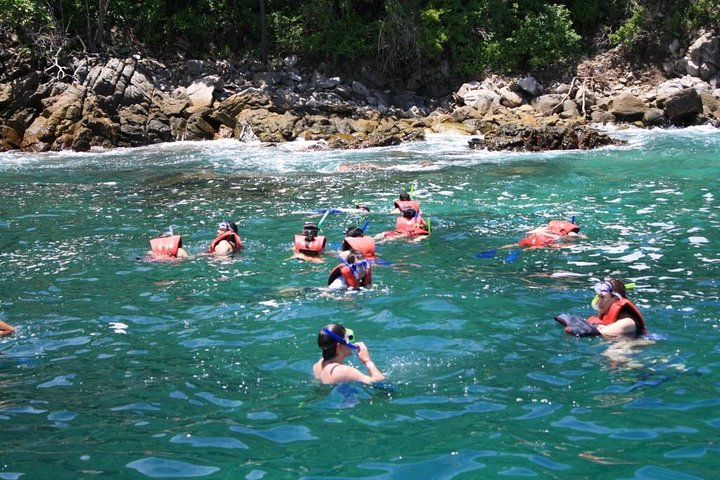 Walk And Snorkel In The National Park HT - Photo 1 of 6