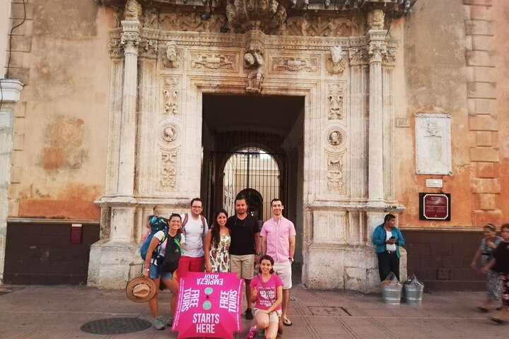 Walking Tour Across the Historic Center in Merida - Photo 1 of 8