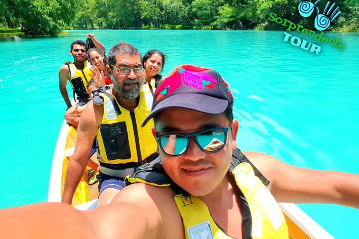 Turquoise blue river in the huasteca potosina with surprising tour.