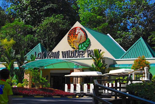 【10th Anniversary｜10% off 】Lok Kawi Wildlife Park Shared Half Day Tour at Kota Kinabalu | Sabah, Malaysia - Photo 1 of 7