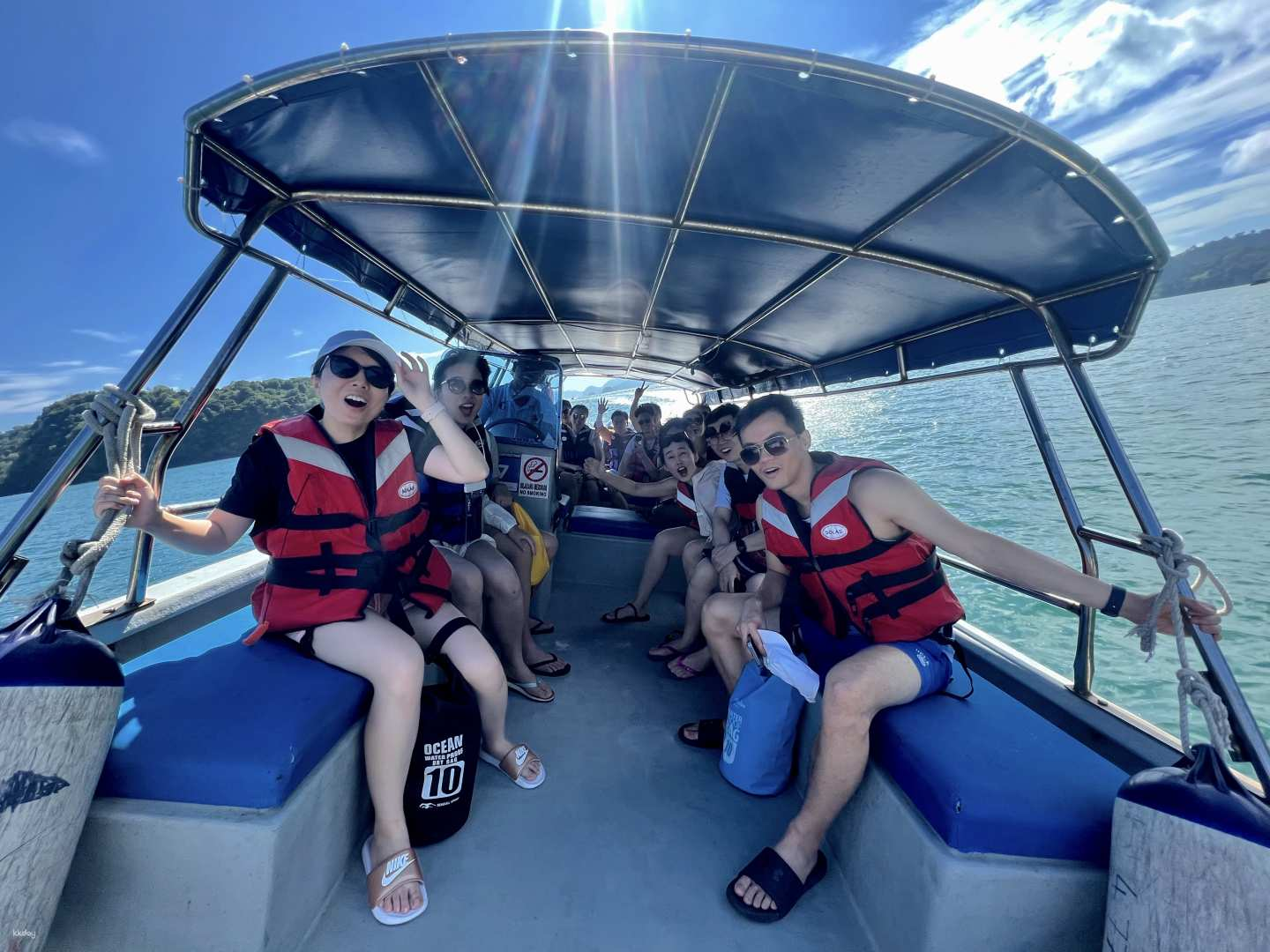 [25% OFF] 5-in-1 Langkawi Island Hopping Shared Tour with Fun Fishing & BBQ Lunch | Malaysia - Photo 1 of 10