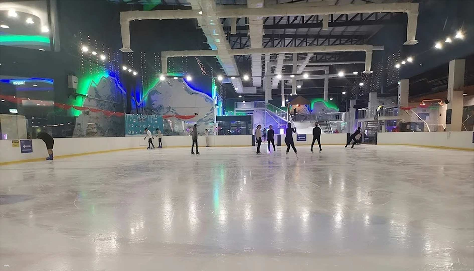 Ice Skating at Blue Ice Snow Park @ Pavilion Bukit Jalil , Kuala Lumpur - Photo 1 of 9